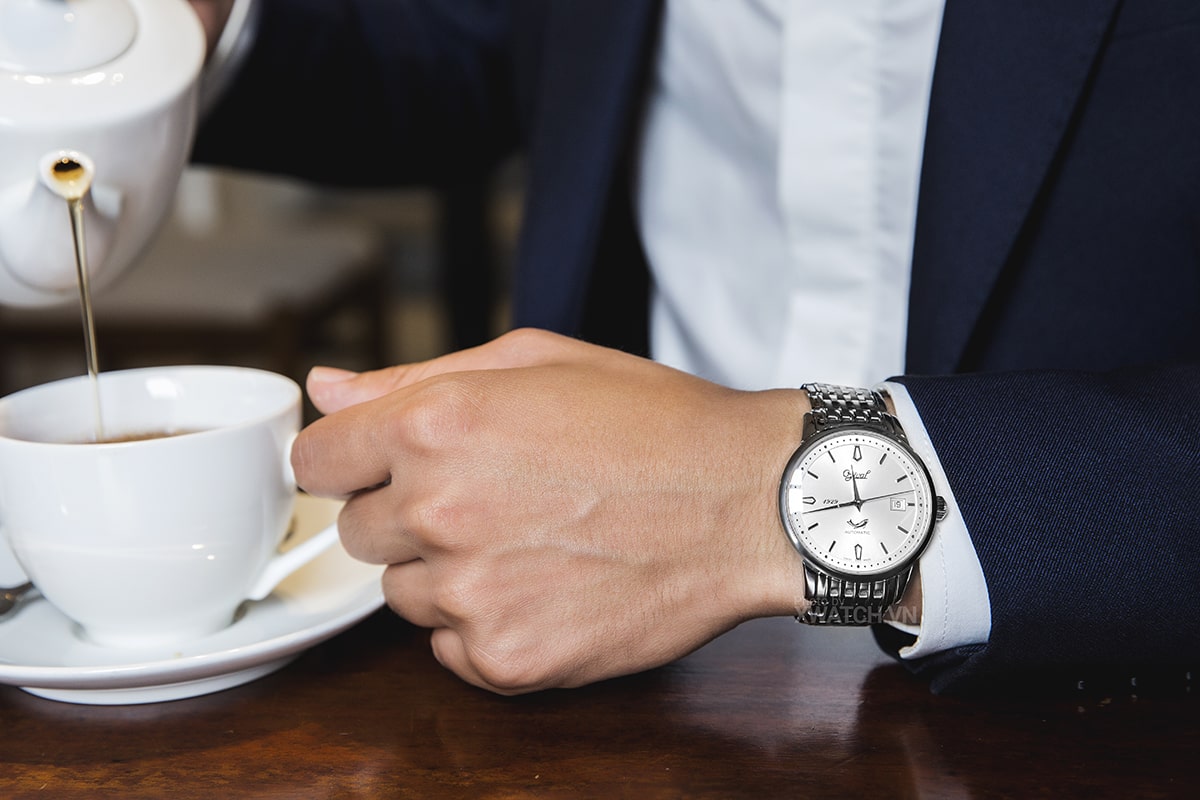 Đồng hồ Ogival OG1929-24AGS-T trắng bạc